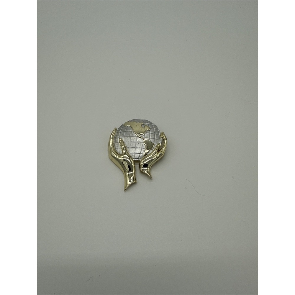 Vintage‎ Gold Toned (Globe & Hands) Hold World in His Hands Pin Brooch